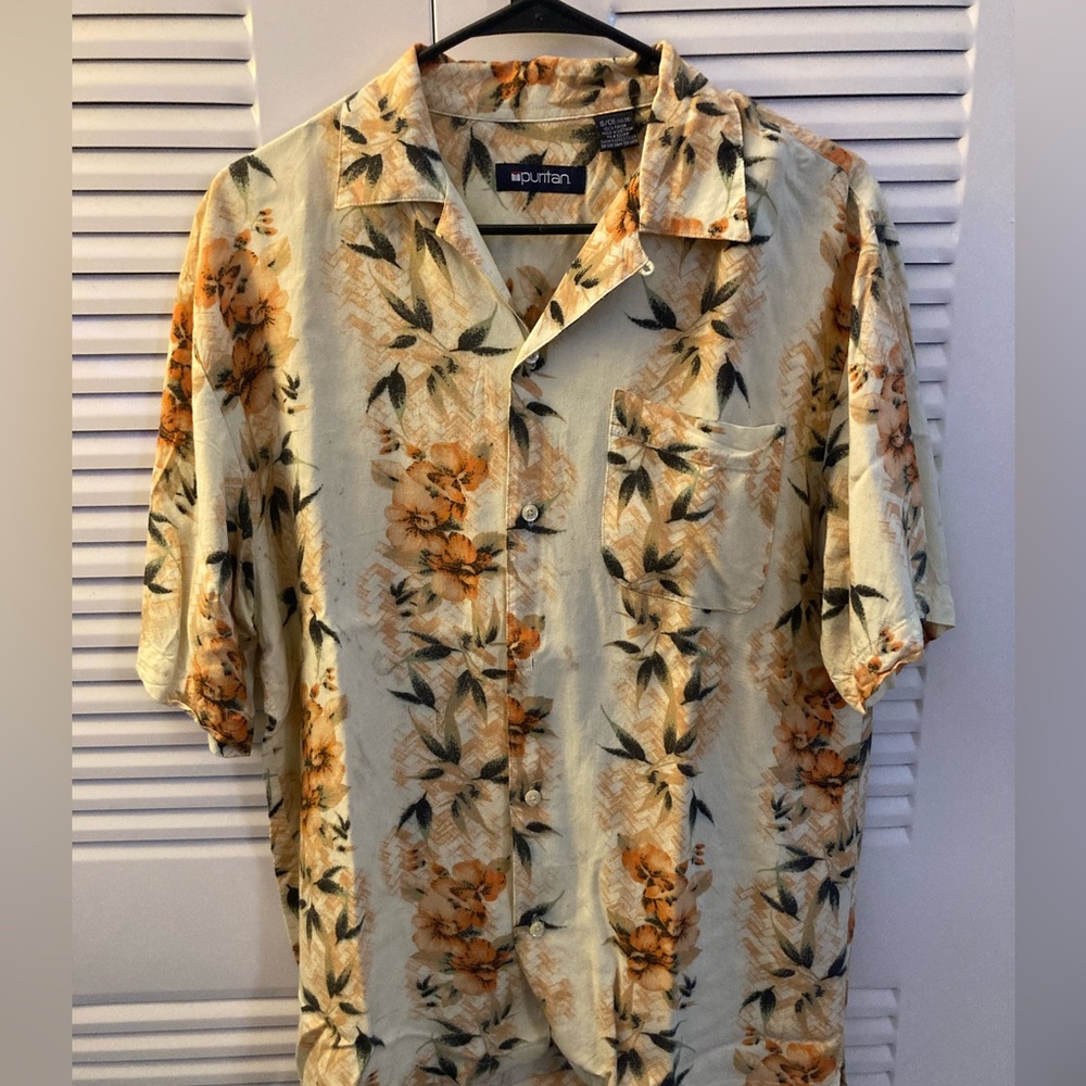Oversized Puritan casual floral button up, size S